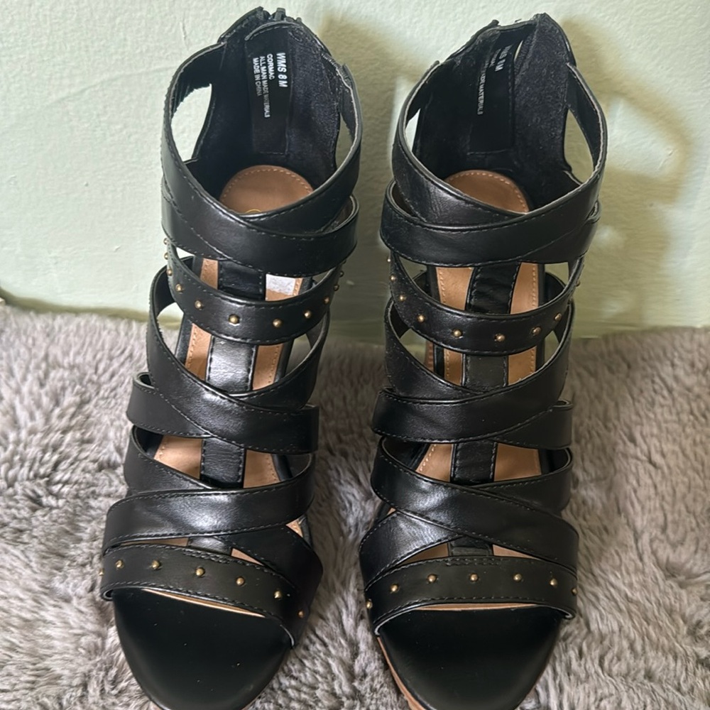 Report shows size 8
